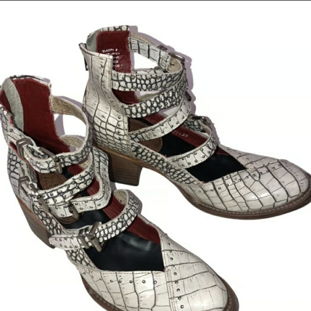 Freebird by Steven Felicity White Croc Print Leather Ankle Boots